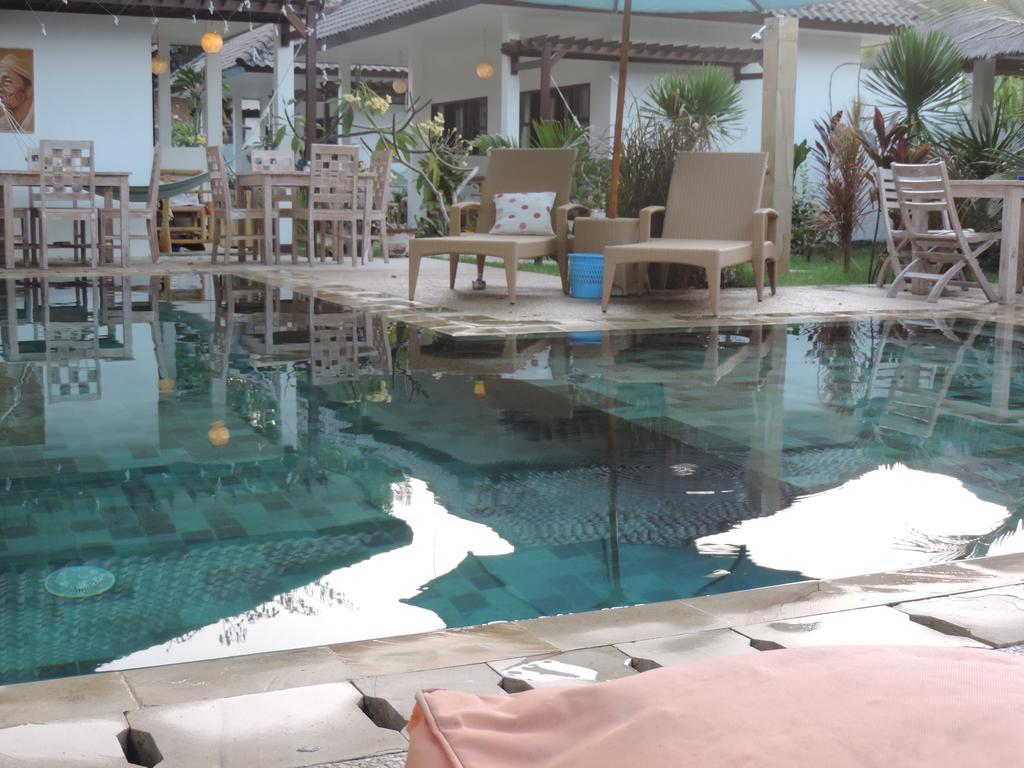 Casus Dream Hotel กีลีตราวางัน ภายนอก รูปภาพ