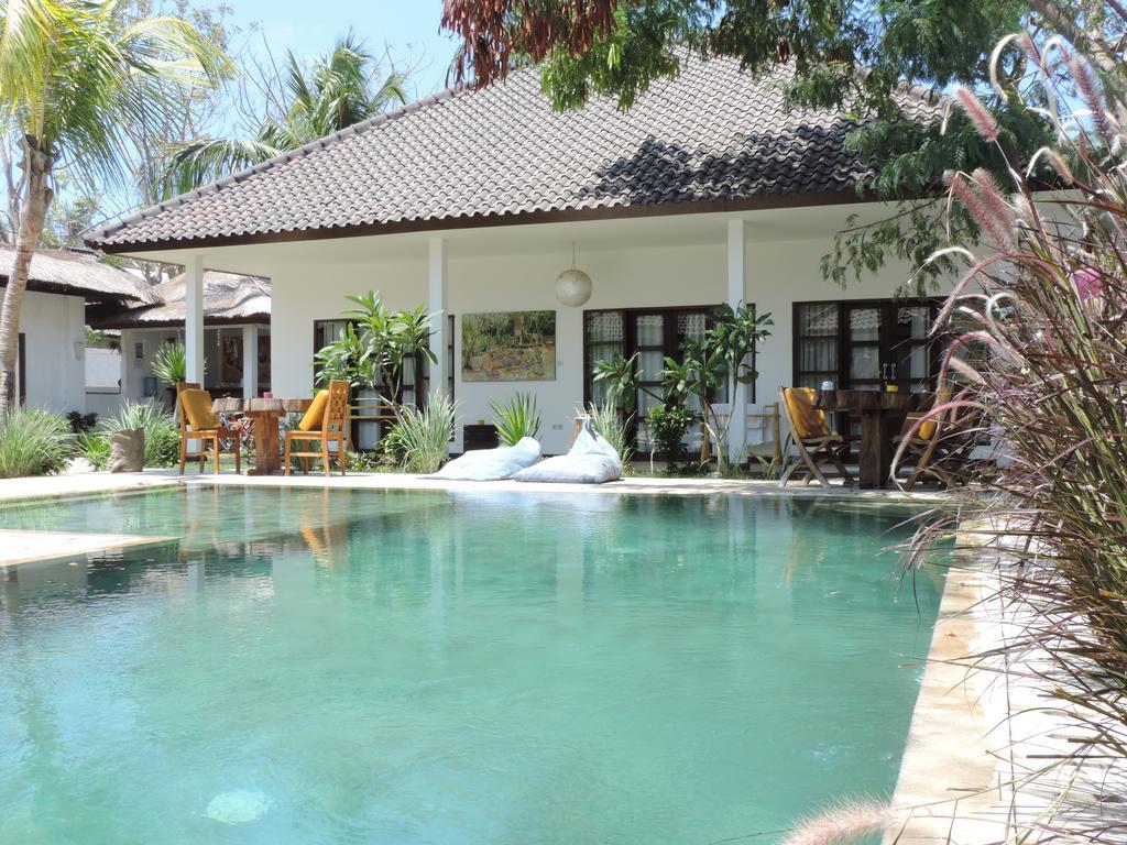 Casus Dream Hotel กีลีตราวางัน ภายนอก รูปภาพ