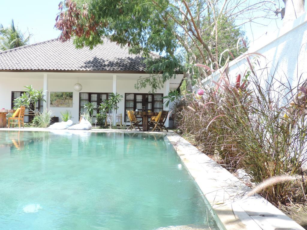 Casus Dream Hotel กีลีตราวางัน ภายนอก รูปภาพ