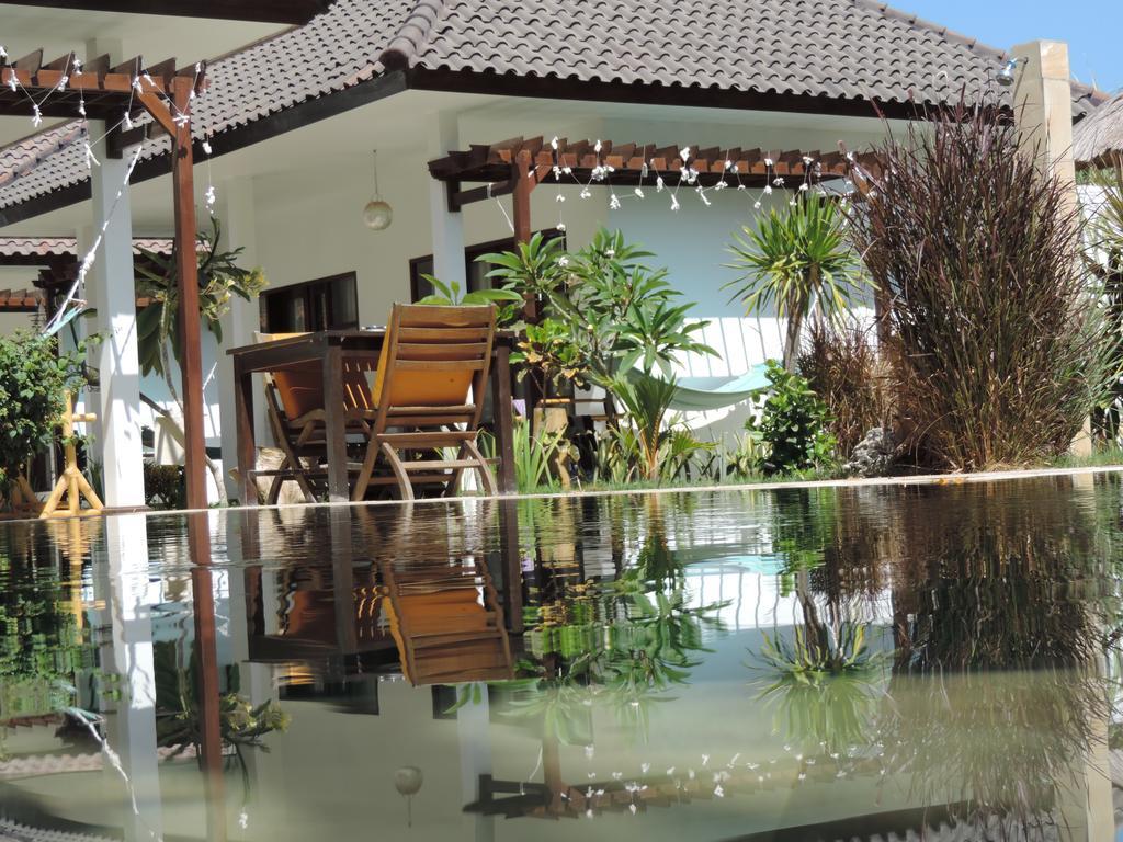 Casus Dream Hotel กีลีตราวางัน ภายนอก รูปภาพ
