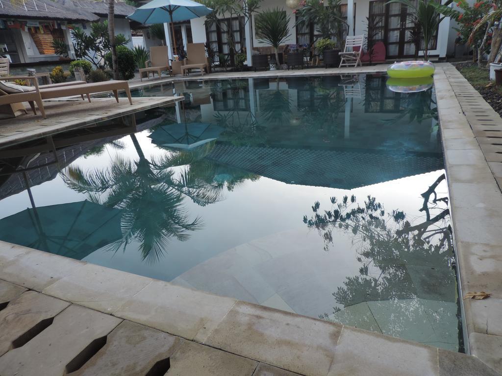 Casus Dream Hotel กีลีตราวางัน ภายนอก รูปภาพ