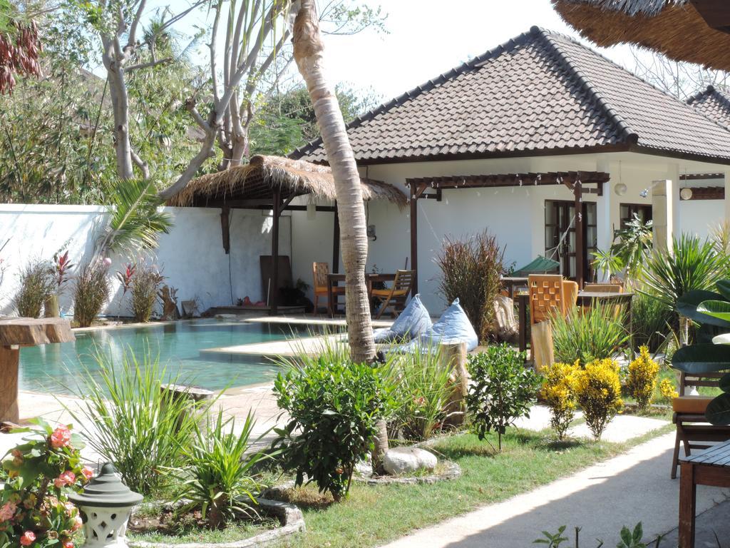 Casus Dream Hotel กีลีตราวางัน ภายนอก รูปภาพ