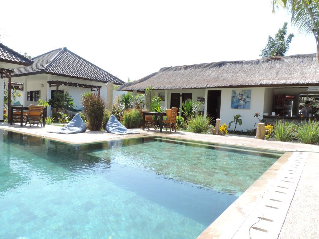 Casus Dream Hotel กีลีตราวางัน ภายนอก รูปภาพ