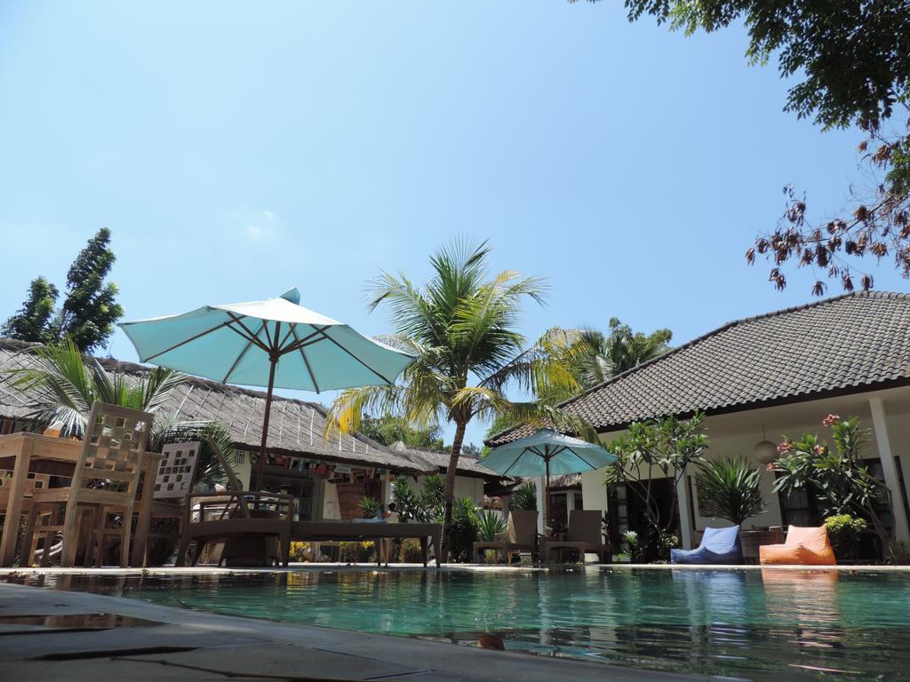 Casus Dream Hotel กีลีตราวางัน ภายนอก รูปภาพ