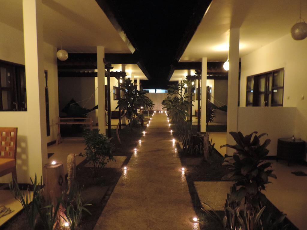 Casus Dream Hotel กีลีตราวางัน ภายนอก รูปภาพ