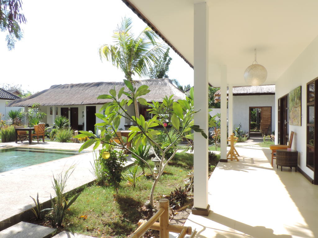 Casus Dream Hotel กีลีตราวางัน ภายนอก รูปภาพ