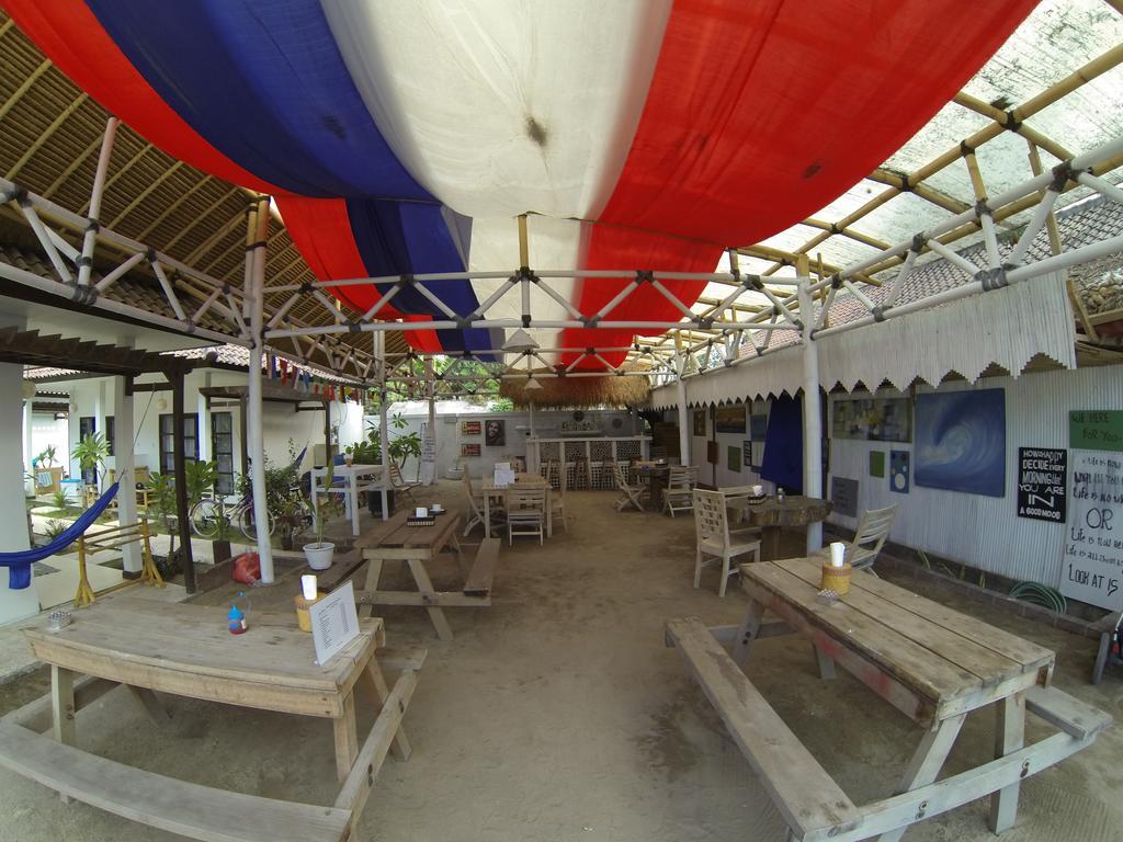 Casus Dream Hotel กีลีตราวางัน ภายนอก รูปภาพ