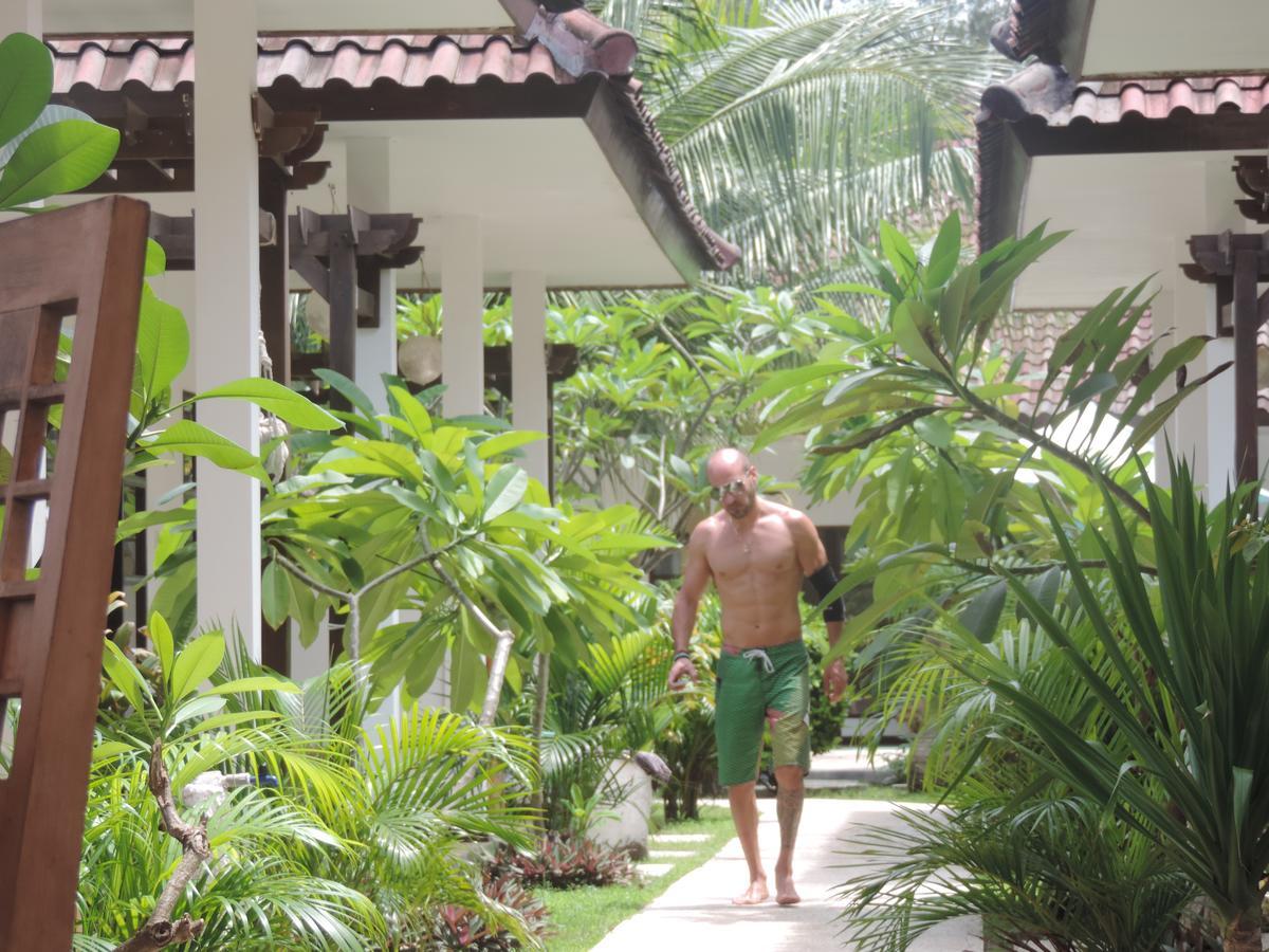 Casus Dream Hotel กีลีตราวางัน ภายนอก รูปภาพ